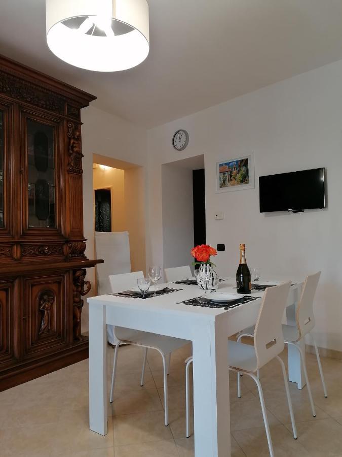 Suite Maria Agliana Exteriör bild